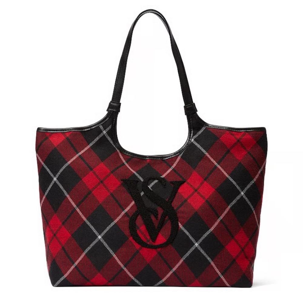Victoria’s Secret tote bag